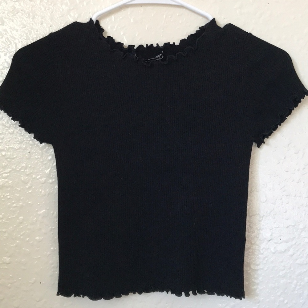 Brandy Melville Cropped Shirt